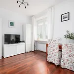 Rentplanet - Apartamenty Chmielna