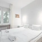 Rentplanet - Apartamenty Chmielna