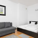 Rentplanet - Apartamenty Chmielna