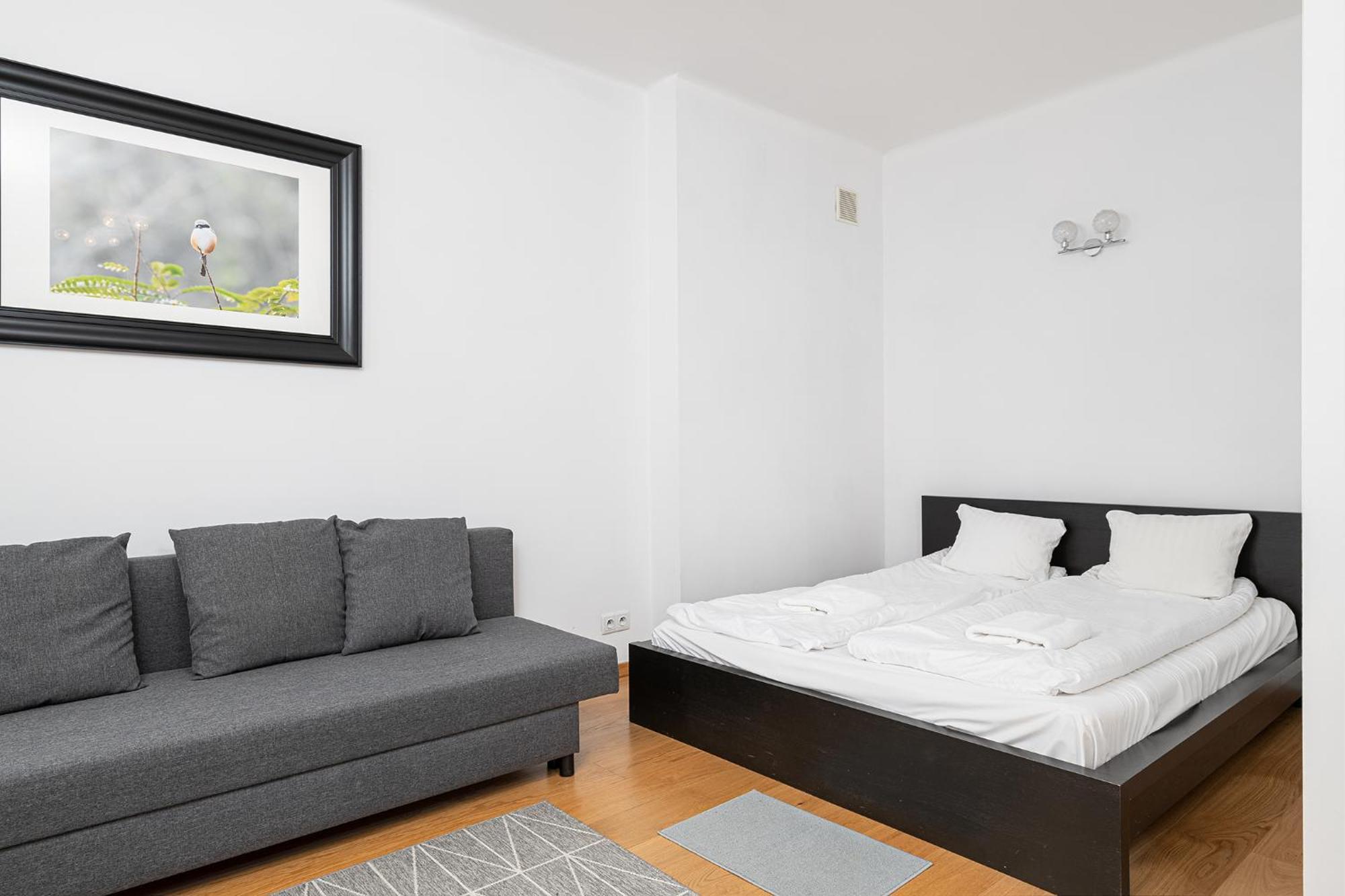 Rentplanet - Chmielna * Warszawa